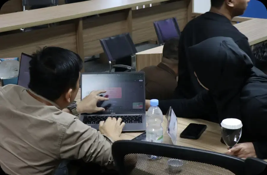 Hands-on session during the Kelas MBA workshop